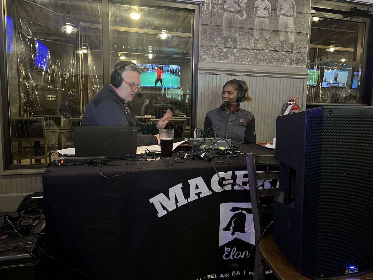 First Elon Basketball Live of the season at Magerk’s. Fun to be out talking basketball with our great fans. #GoPhoenix