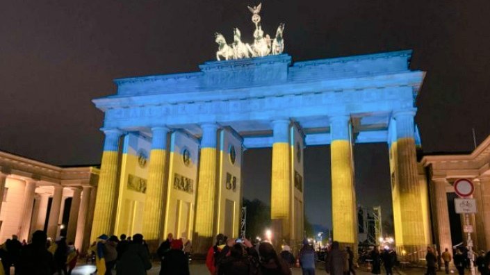 HS_Akechi's tweet photo. Wird es am 24.02.24 eine pro #Ukraine️ Demonstration in Berlin geben, wie im letzten Jahr #fullscaleFreedom ? Weiß jemand davon? @VitscheBerlin , @fuecks ? https://t.co/ndpQw67uhL