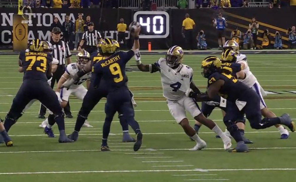 BadSportsRefs's tweet photo. #NationalChampionship game summary https://t.co/L3tWTWpR5P