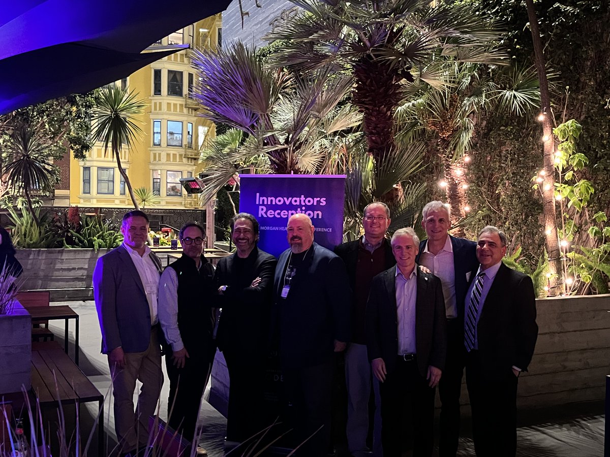The 5 hosts @FogartyInnov, @SUBiodesign, @MedTechAwards, @wilsonsonsini and Research Corporation Technologies at the #innovatorsreception2024. Cheers to starting off the new year right and new tech in 2024!🎉🥂 #medicaldevice #jpmconference #innovatorsreception2024