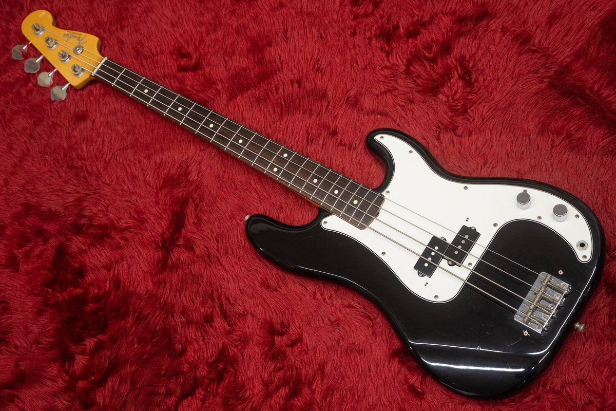 Geek_IN_Box's tweet photo. 本日の厳選中古ベースはこちら!!
#sadowskyTYO #EDWARDS #FenderJapan #CapursoGuitars https://t.co/UJ2EjIEXEe