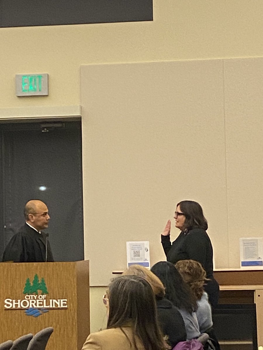 32Dems's tweet photo. 32nd endorsed candidates now city council members of Shoreline taking the oath of office! Keith Scully Pos. 2 Annette Ademasu Pos. 4 and Betsy Robertson Pos. 6. #mighty32 #LocalGov https://t.co/DzXa4nNCO4