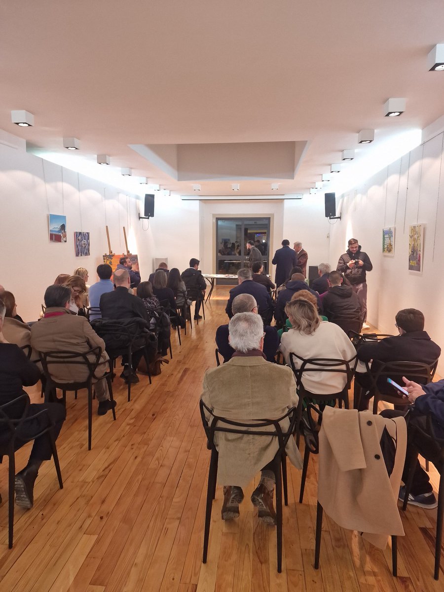 DomenicoSetola's tweet photo. "Natalart 2023" - premio al "Cerchio imperfetto". https://t.co/jriBQME9P2