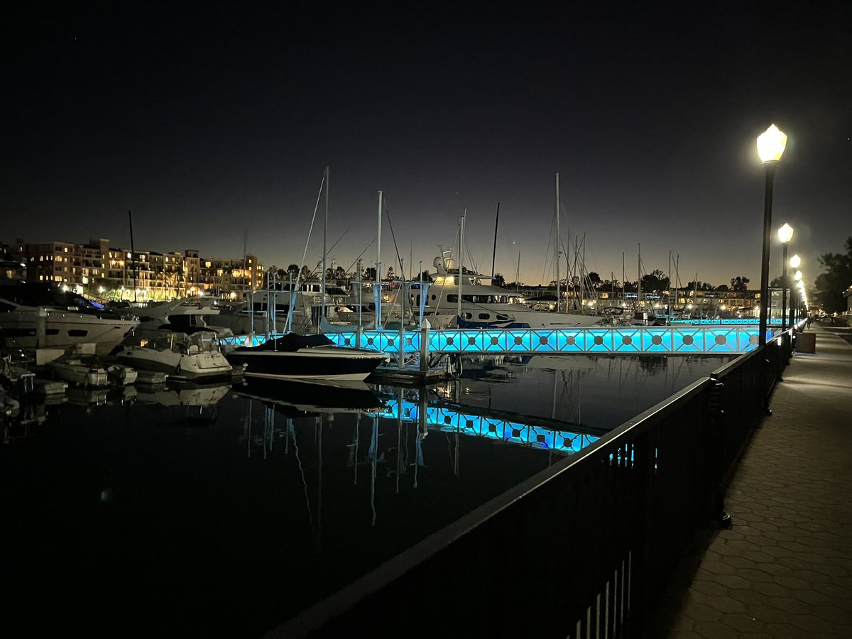 LovinHotChoc's tweet photo. Goodnight Marina del Rey! #California #beachlife #boating https://t.co/JSCHsdpsBA