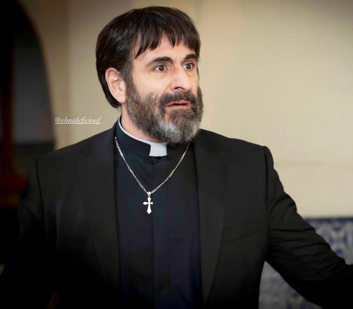 elmaleficioof's tweet photo. Cayetano: “Enrique de Martino es muy peligroso. Beatriz corre un gran peligro”
#ElMaleficio, Lunes a viernes 9:30 pm. MEX, #ConLasEstrellas @elgueromex #AlejandroCalva https://t.co/fS7ukPX9Dz