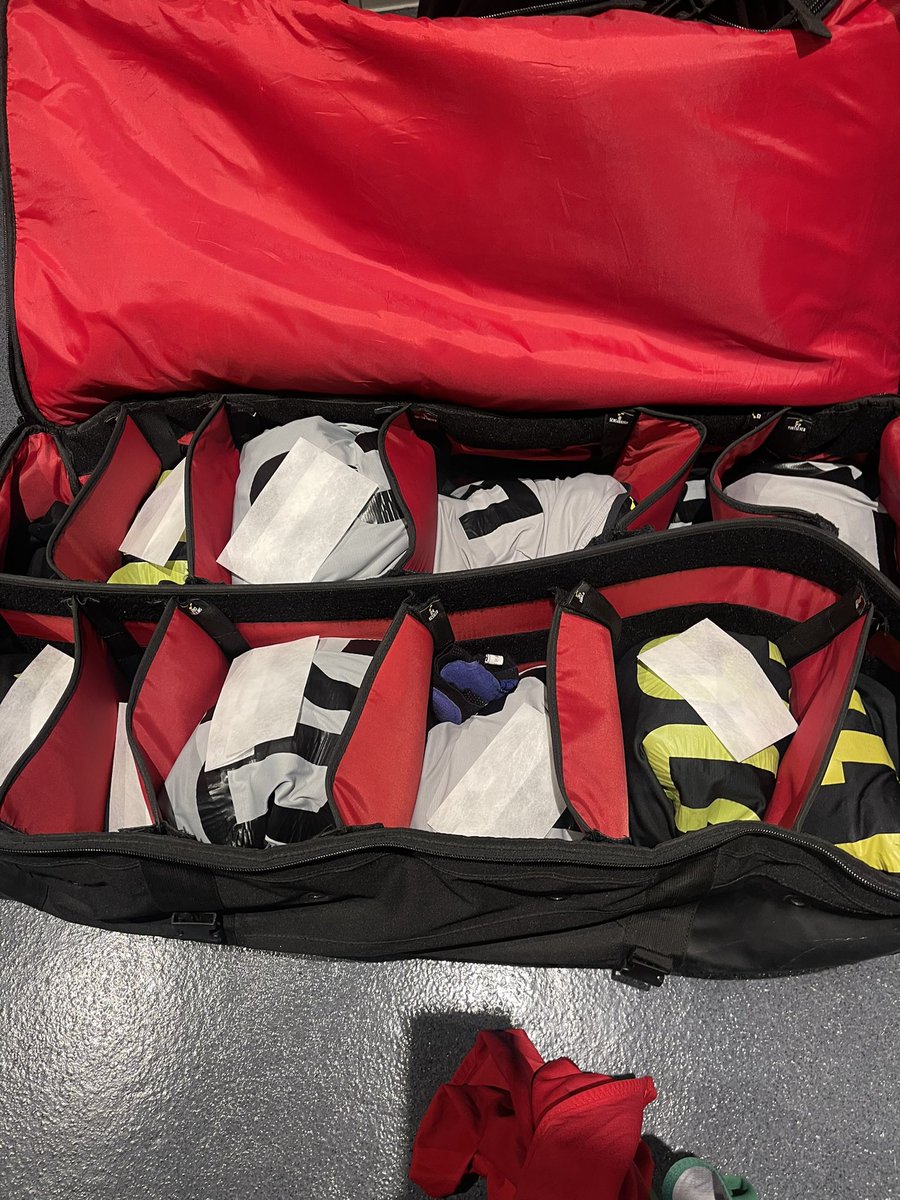 Shoutout to <a href="/Bucks/">Milwaukee Bucks</a> EM’s Trevor and Eric! ALWAYS providing a great service to teams coming through Milwaukee. NEVER any issues! They are truly one of the best in the NBA. Laundry straight  10/10.