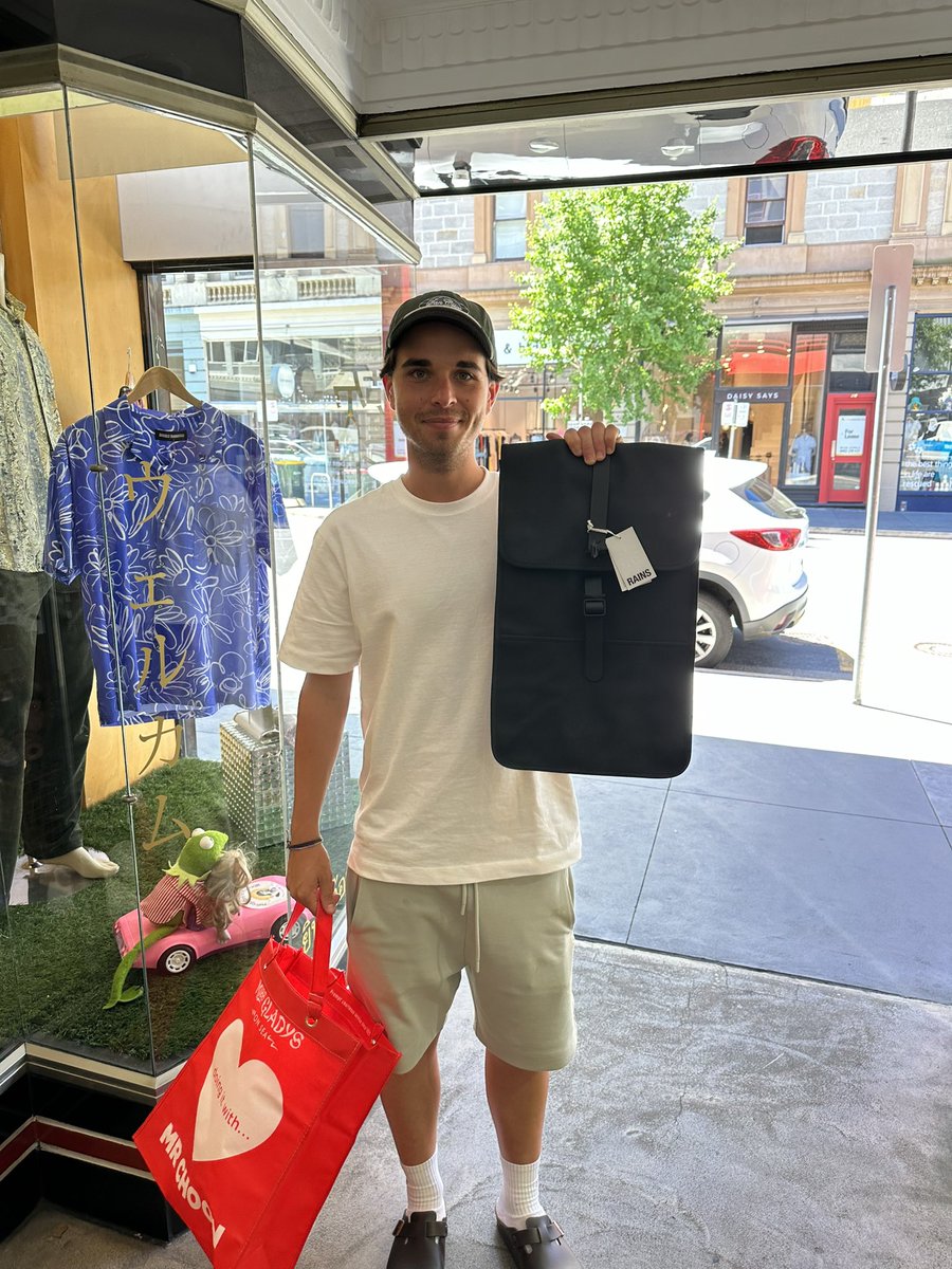 Back to school with <a href="/Dave_Carosi11/">David Carosi</a> 
Essentials edition 🎒