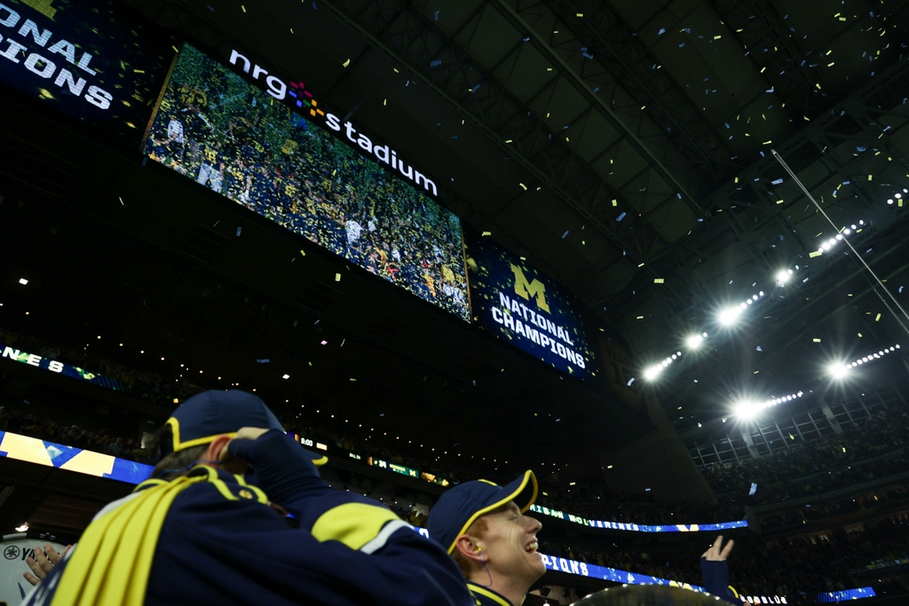 15-0 〽️🏆

#UMichBand #GoBlue #NationalChampionship