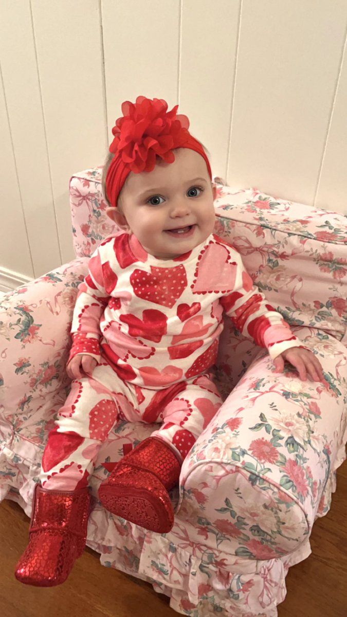 MarBroadbent's tweet photo. She’s everything &amp; more. ❤️🩷 @Coach_broadbent https://t.co/TQuL3isDMu