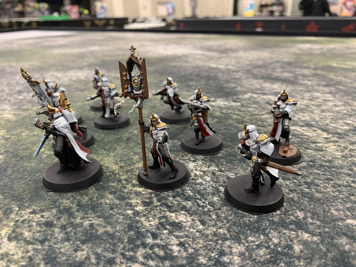 Ravenhull's tweet photo. Trading squad of Ordo Meriare about to deploy with full Sisters of Battle. A tribute to the ladies of @vanishlily ‘s art. 
#40k #SistersOfBattle #OrdoMeriare. https://t.co/KYCePGyVEk