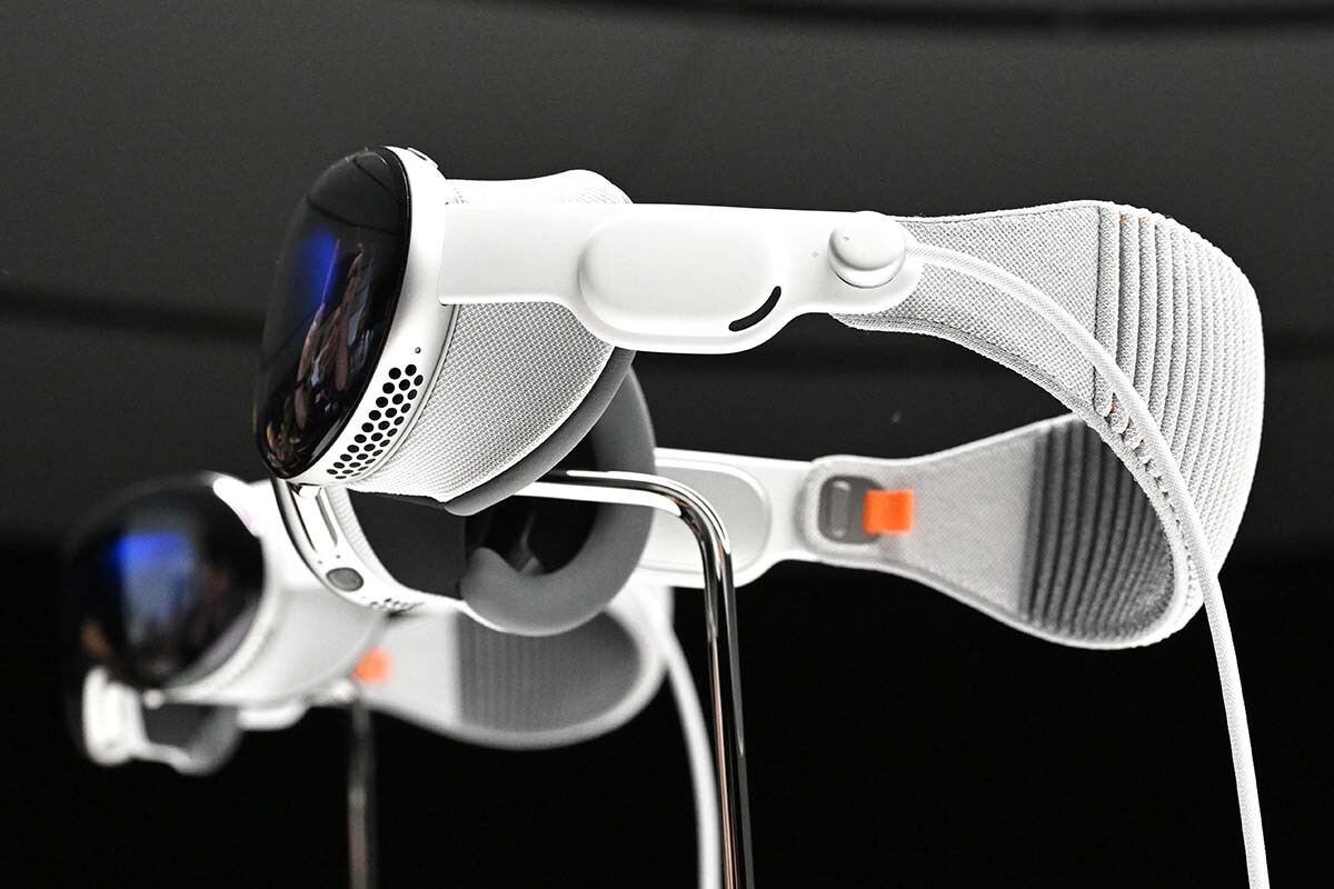livedoornews's tweet photo. 【決定】アップルのゴーグル型端末「Apple Vision Pro」、米国で2月2日に発売
https://t.co/ei81z2HVGP

価格は3,499ドル（約505,000円）。米国内のすべてのApple StoreおよびオンラインのApple Store（米国）で販売する。米国以外での販売予定は明らかにされず、日本での販売も未定。 https://t.co/HR5kONZDsK