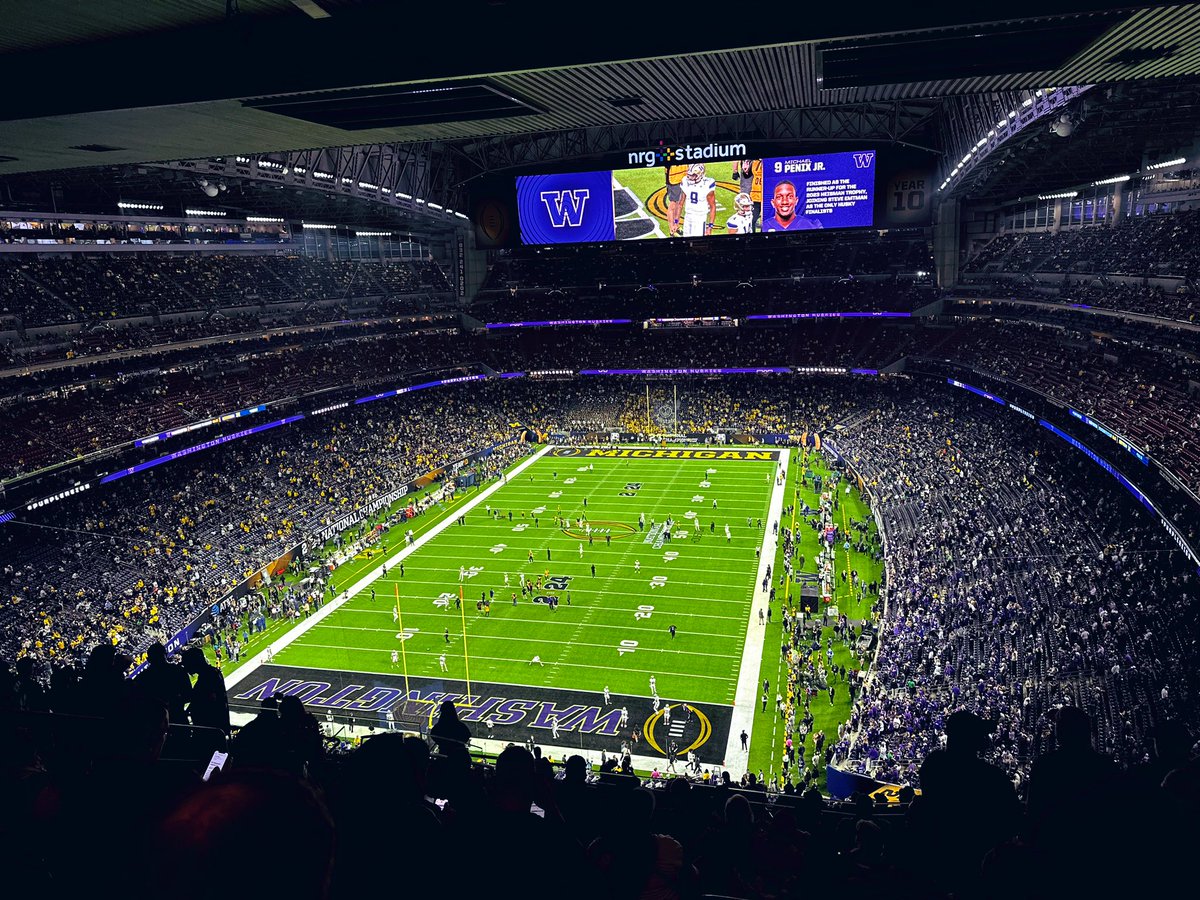 Sean Riley tweet media