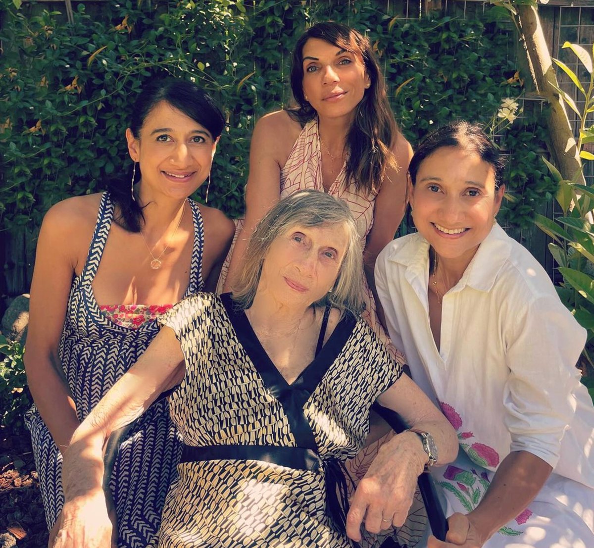 Lara Downes tweet media