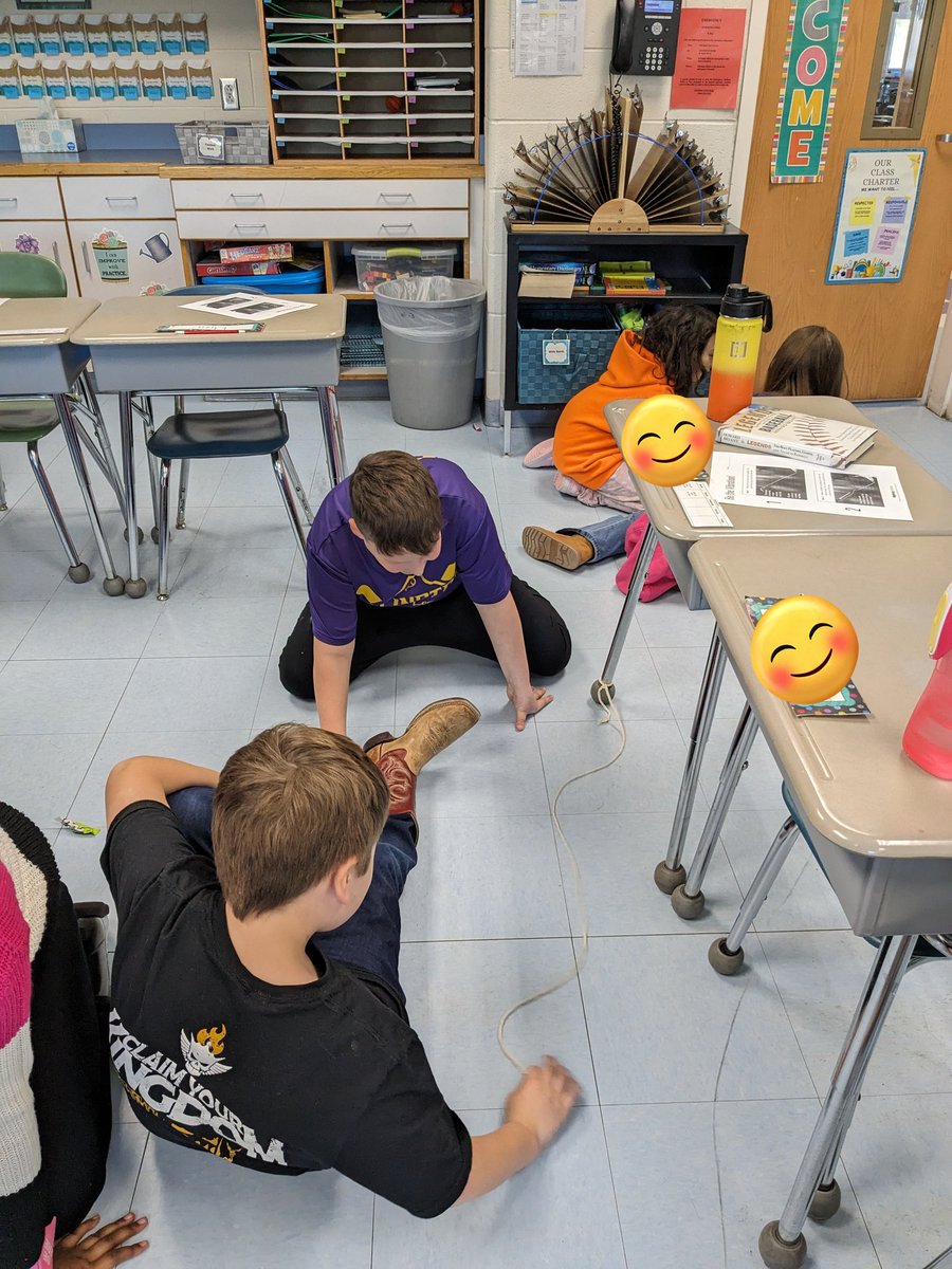 MrsBennett3rd's tweet image. Today in science we experimented with sound waves. Third Graders were using ropes to replicate the waves of high &amp;amp; low pitches. #ellingcen #handsonfun