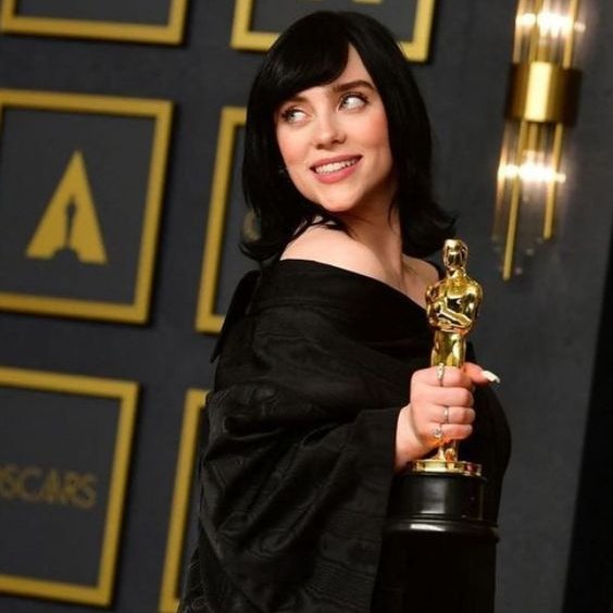 billie eilish lyric bot tweet media