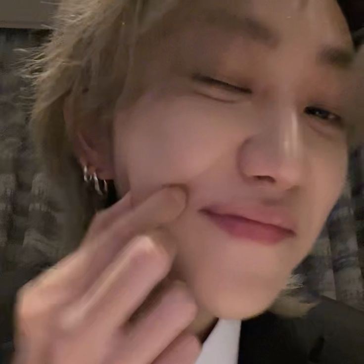 Hello! I'm mihao. I'm trying my luck to befriend some people. Please leave a trace if you want to hang out with me or if you need someone to talk to. I'm up to do anything. <a href="/krpverse/">KRP21+🦄</a> <a href="/freelancerpers/">sleepie 🐻‍❄️</a> <a href="/smutroleplayers/">books before boys because boys bring babies!</a> <a href="/smutverse/">smut verse.🚨</a> <a href="/flrpverse/">flrp verse.✨</a>  #krp21 #krp20 #krp18 #kpoprp