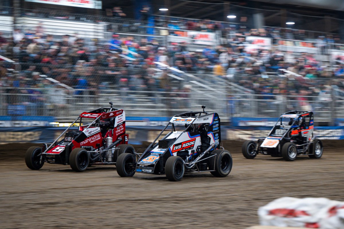 FloRacing's tweet photo. 𝐐𝐮𝐚𝐥𝐢𝐟𝐢𝐞𝐫 𝐋𝐢𝐧𝐞𝐮𝐩𝐬 are set for Night 1️⃣ of the #ChiliBowl. 🌶️

👉 https://t.co/qsVTgtKiZs https://t.co/2EjkTPNLBf