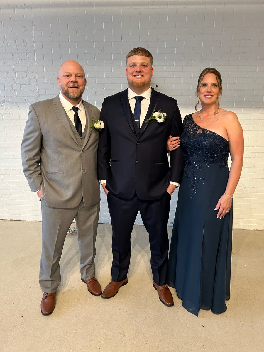 Ellen Furtney tweet media