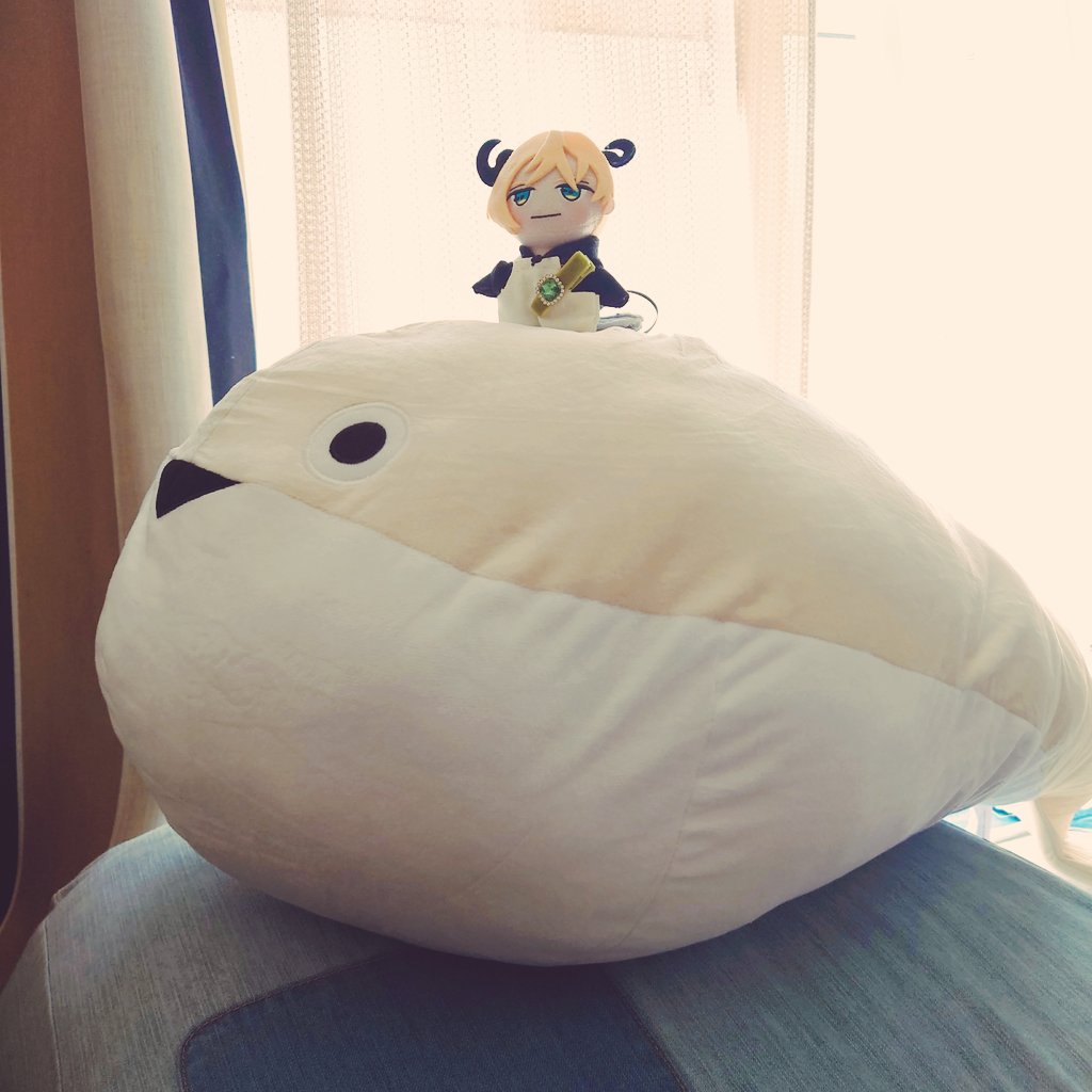 eternalnui's tweet photo. 即興二つ名
“戦慄のバナナ”
“この国１のﾊﾞｽﾋﾟｽ乗り”
“シャンデリア落としのｻﾀﾍﾞ”
“強いクワガタ”
#ｻﾀﾍﾞさま https://t.co/AT3SfhSxRt