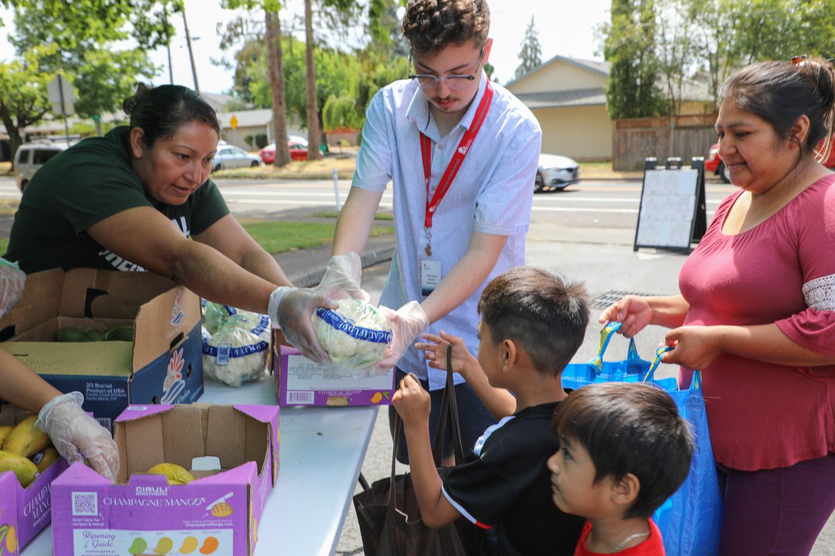 We met Maxi last summer at the <a href="/mfspdx/">MFS</a> food pantry at Parklane Elementary School. Learn more about Maxi and her amazing work to #EndHunger in our community. 👏👏👏