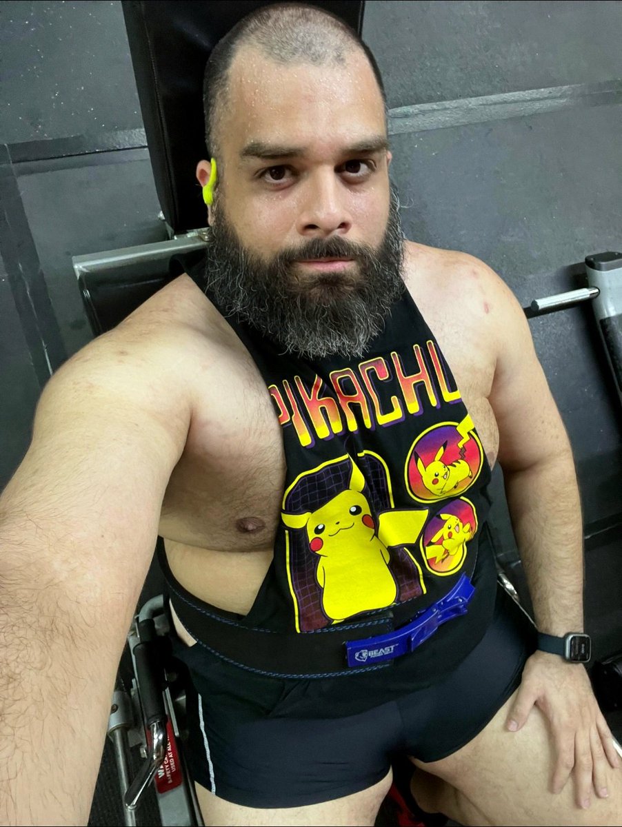 Blue23cub1's tweet photo. So @runsonic7 & I got our booties in gear at the Gym today. We had a great workout & helped motivate eachother through the sessions. I know together we will reach our goals.
#GymPups πͺπ»πΆπ¦΅π»πΆ
#BootyWerk ππΆ https://t.co/fcNKBnURKA