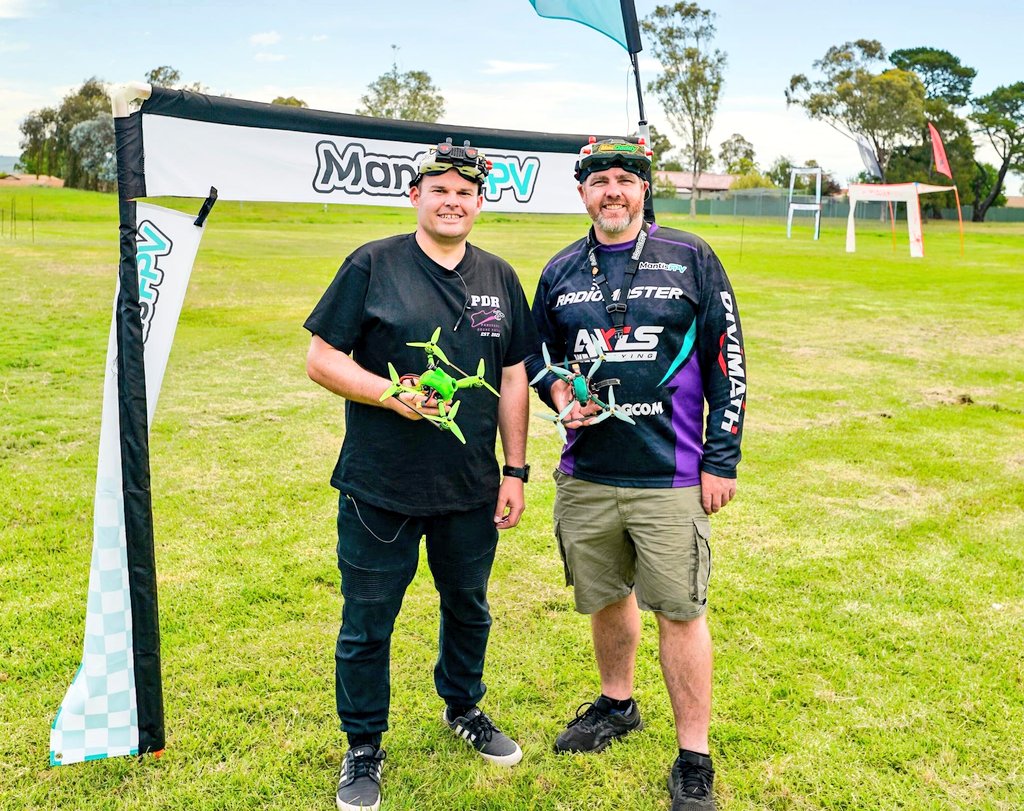 AUADRT's tweet image. #DYK all our @DefenceAust #DroneRacing pilots also fly with their local civilian clubs? They do!!! Here's some great pics from #MacDaddy from the weekend that also had 2 other Defence/Veteran pilots flying!
#SendIt!
@ChiefAusArmy @FORCOMDAusArmy