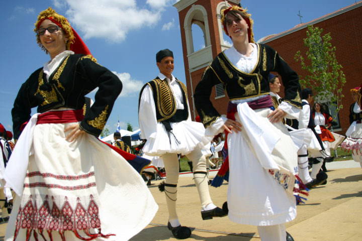 worldwidegreeks's tweet photo. Learning Greek Dancing for a Wedding
https://t.co/e3kiZiPfSR
.
#greekdancing #learngreekdance #greektradition #worldwidegreeks https://t.co/q50nVs1Cdy