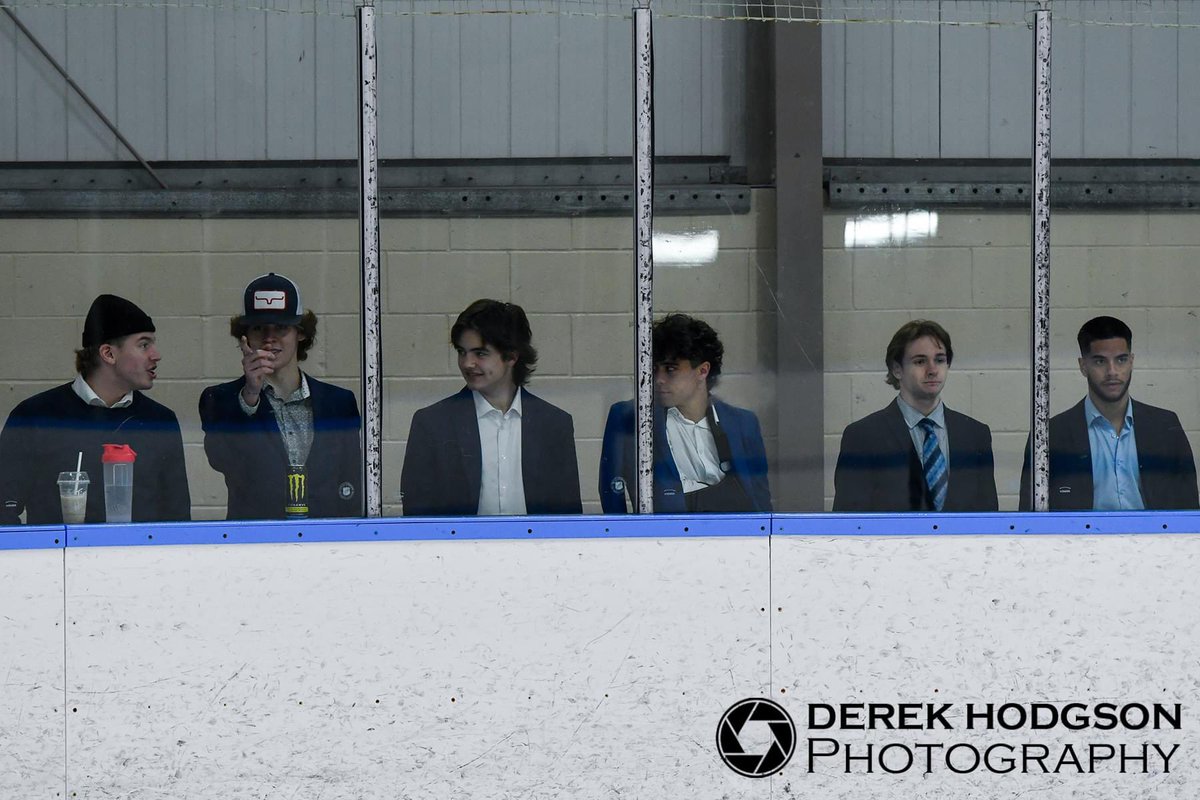 HodgsonPhotogr1's tweet photo. The IR line for the U18 Cyclones, taking in Saturday afternoon's game. #linedown #injuries https://t.co/LFfN7LpCvn