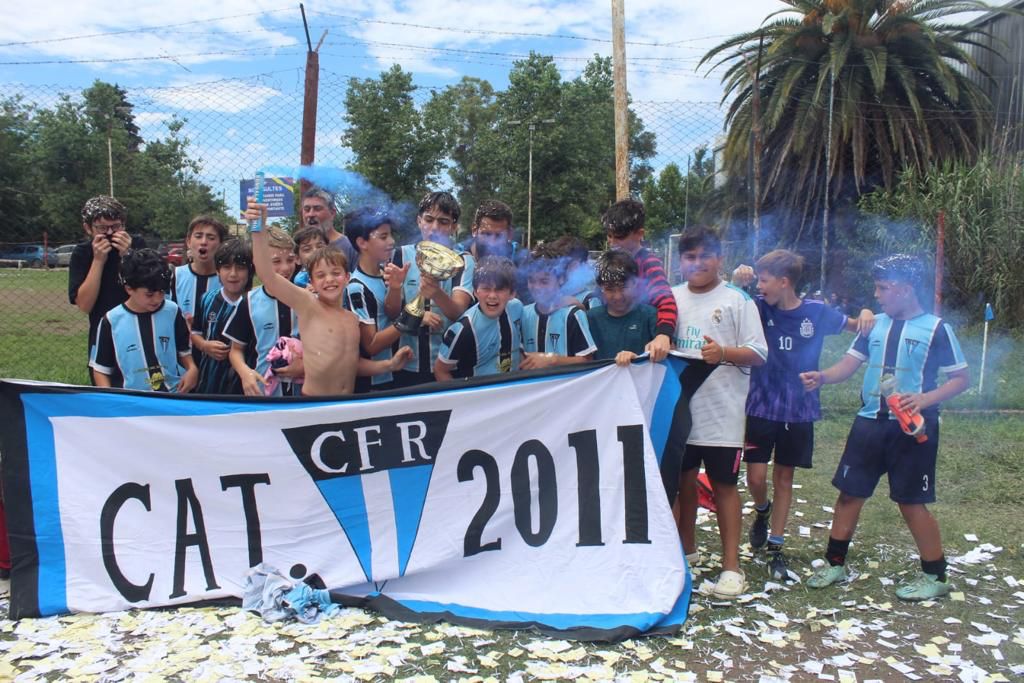 pasealaliga's tweet image. #JuvenilesA

En Pre Novena, los campeones fueron tres: #Ringuelet, #Fomento y #Alumni.