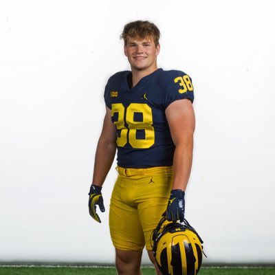 So far so good for Michigan and Grayson Dee from Mt Lebanon HS.
Their o-line is really really good!
<a href="/mtlebofootball/">LEBO FOOTBALL</a> 
<a href="/GraysonDee1/">Grayson Dee</a> 
<a href="/UMichFootball/">Michigan Football</a> 
<a href="/FOXSports/">FOX Sports</a> 
……and the young defensive redshirts make them better every day!
Go give him a follow UM fans.