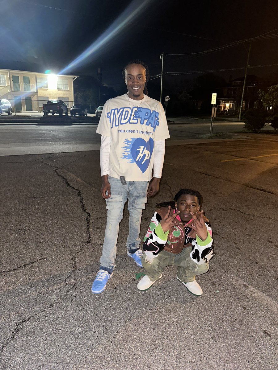 BgLuhMeezy's tweet photo. Been on my shit since a rugrat.. https://t.co/sY32fZMy5k