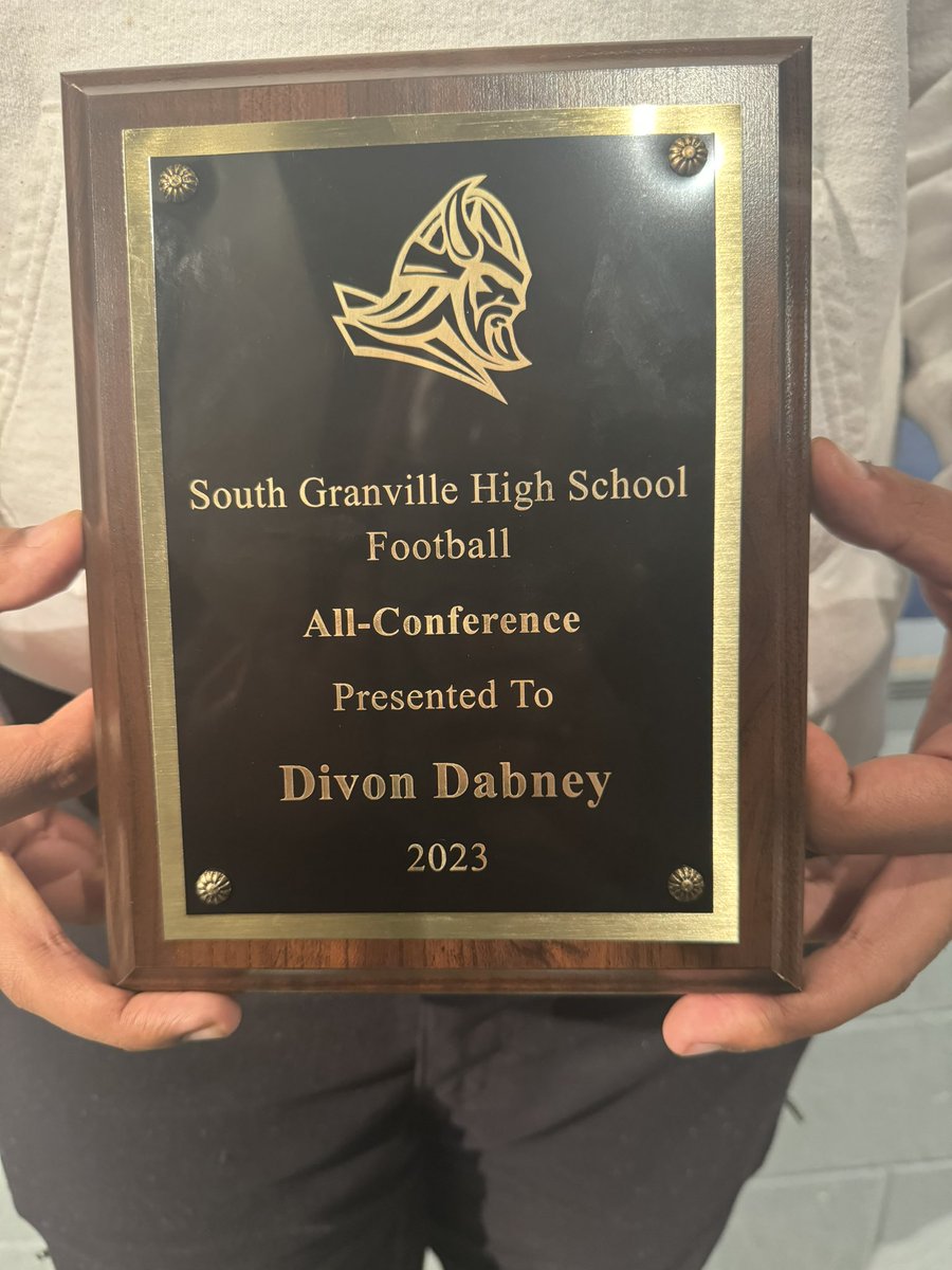 divon_dabney's tweet photo. Put in the work you get results! All Conference for the second time 😊🏈 @HarrelsonEarl @Ebrooks6Ed @coachmartin1_ @CoachDargan @coachgaither_28 @ECUCoachHouston @CWilliams8076 @Coach_Stad @CoachMattLeone @CoachHolmes_OL #goals #football #love #humblebeast https://t.co/gZtH6CtwW9