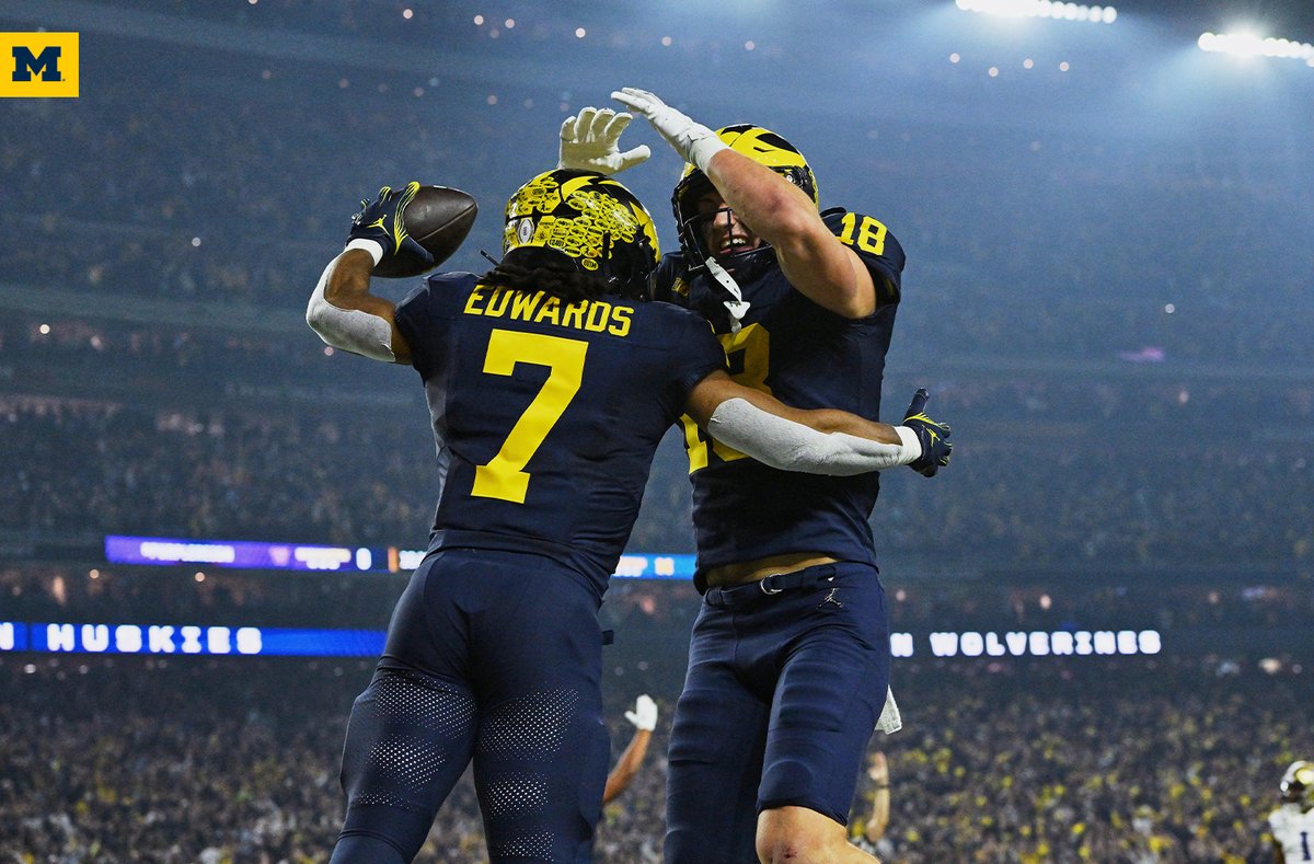 UMichAthletics's tweet photo. Super fun, very awesome first quarter! https://t.co/YDcRt3l2B8