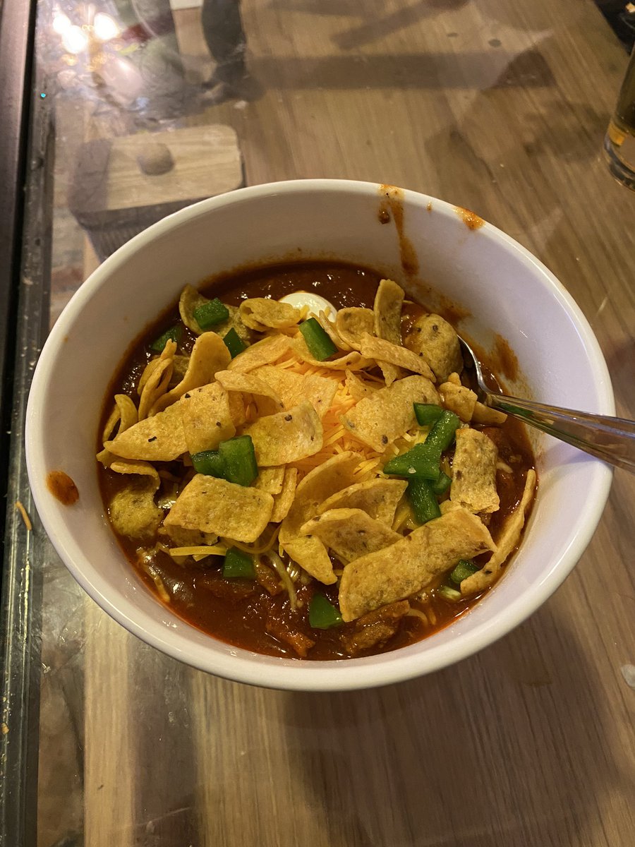 BetsFilr's tweet photo. This is what greatness looks like. Something those blue haired freaks know nothing about. FILR CHILI BITCH! #FILR https://t.co/VBqMlCnVdW