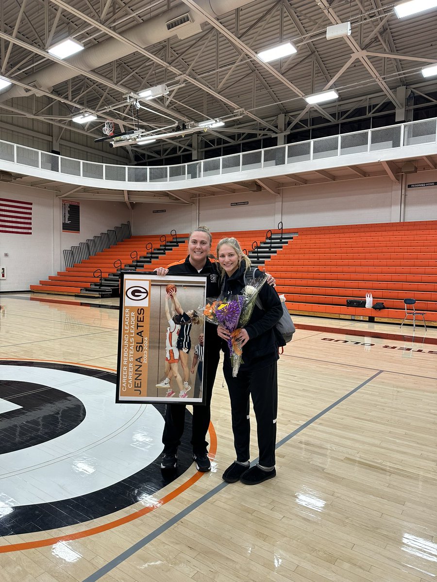 GreenBulldogsGB's tweet photo. CONGRATULATIONS to junior, Jenna Slates, on breaking not only the career rebound record Saturday, but also breaking the career rebounding record tonight! The Bulldogs family is incredibly proud of you. @Green_Bulldogs 🦴 https://t.co/jUKqNJfptY