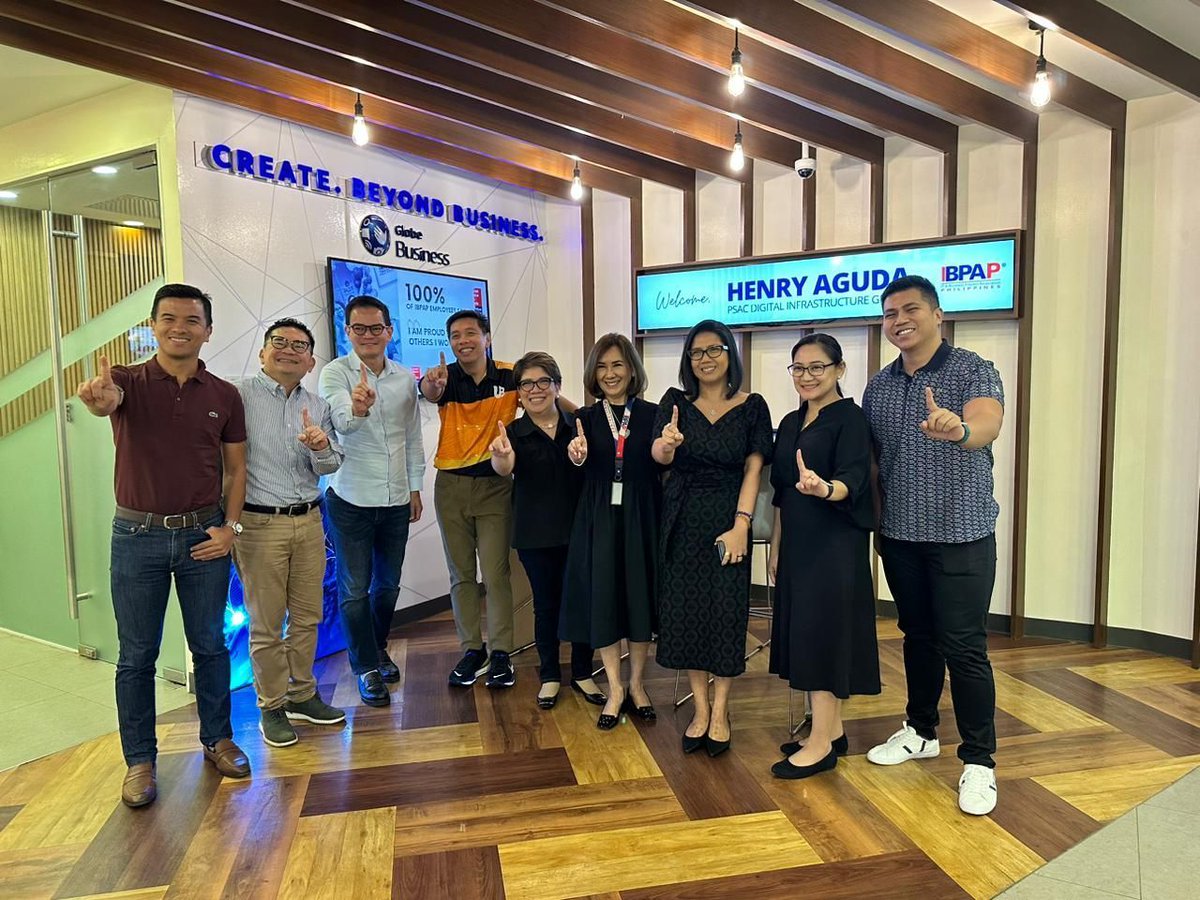 IBPAP_Official's tweet photo. The meeting with Henry Aguda and the Private Sector Advisory Council’s Digital Infrastructure Group is a significant milestone in our ongoing commitment to training and upskilling Filipinos. https://t.co/ZfxbzZvh7l
