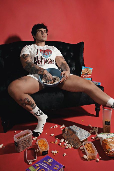 Legs https://t.co/ht0CeLxAWM