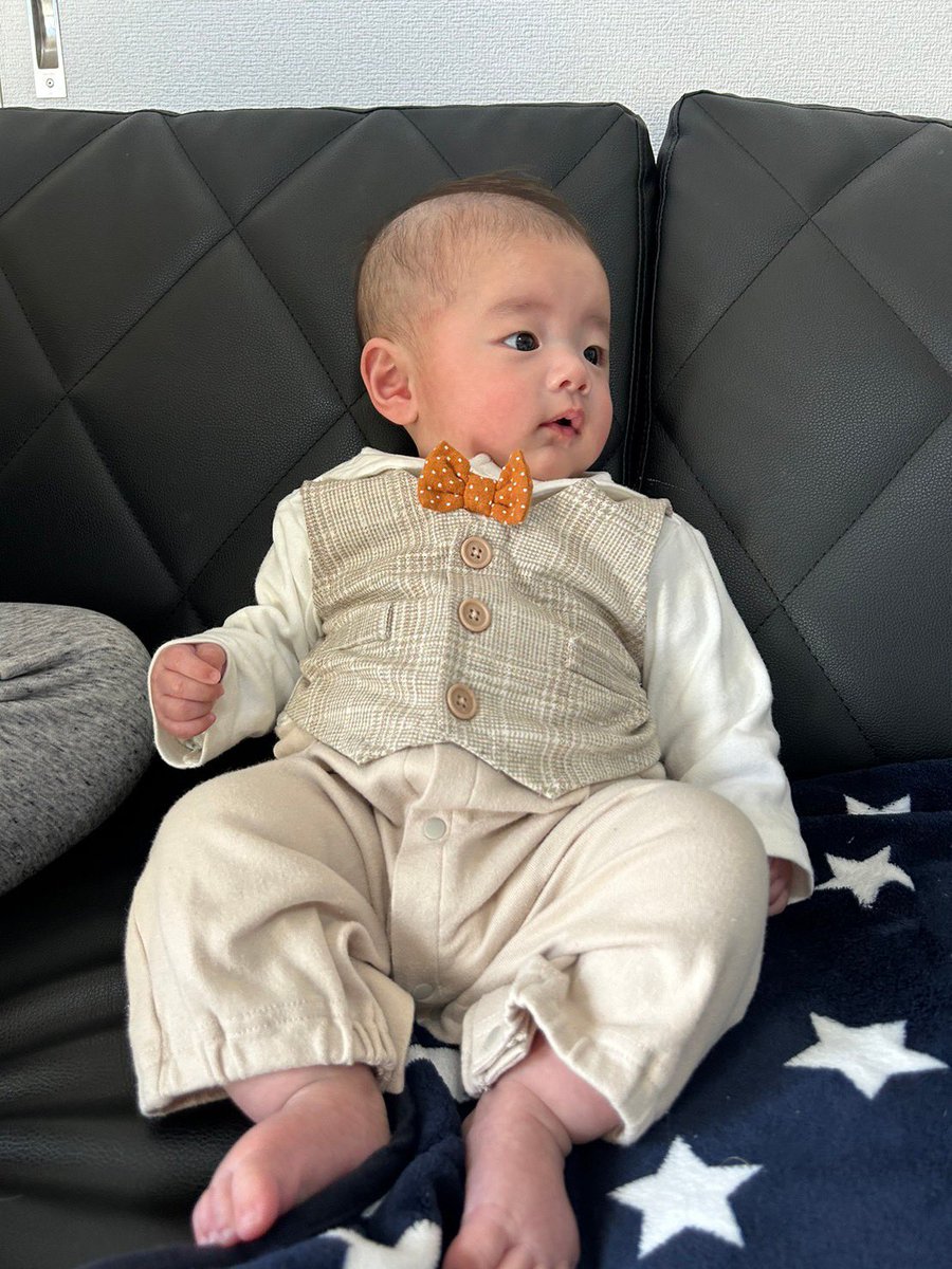 y_nonchaan's tweet photo. どんどんおハゲになっていくぼく👶
毎日夜から昼まで寝る寝太郎なぼく👶
可愛いなーほんま♥️ https://t.co/cfUo3g4Zok