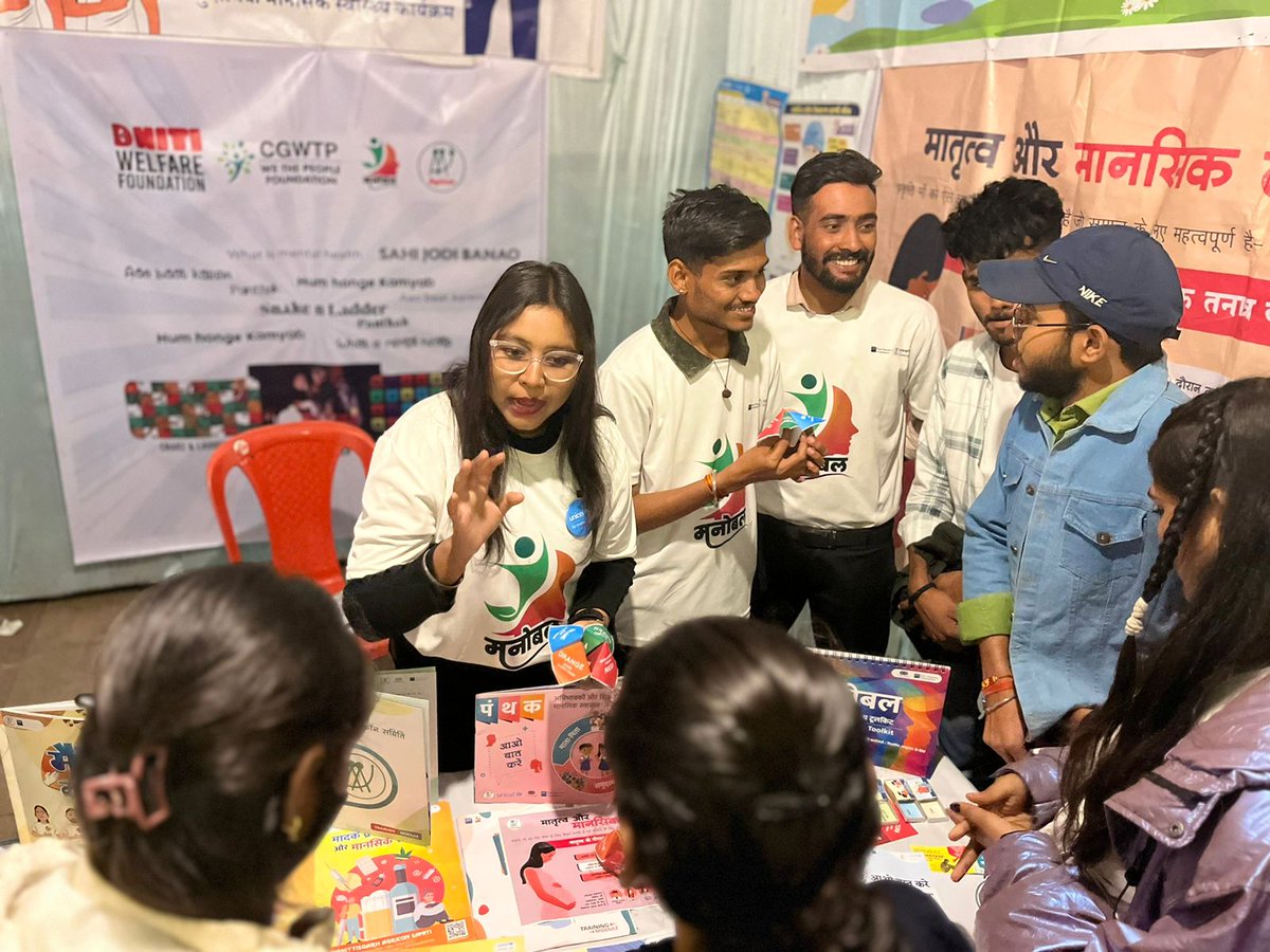 AnyroseTodar's tweet photo. Manobal volunteers in UDYAM 5.0 and here telling about the mental health awareness by playing games and motivational words and entire crowd was getting attracted with us it was a great pleasure for me as UNICEF and manobal volunteer https://t.co/VqQ3BTwKtv