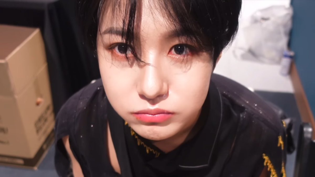lostduskworld's tweet photo. Adekk semalem habis aku liat kamu nomnom dengen pipi gembulmu itu aku sukses berperang melawan tugas uas dkv selama 8 jam #strong_enough #super_proud love you anak lucukuuu ๐๐๐ https://t.co/Kw1qfoD82v