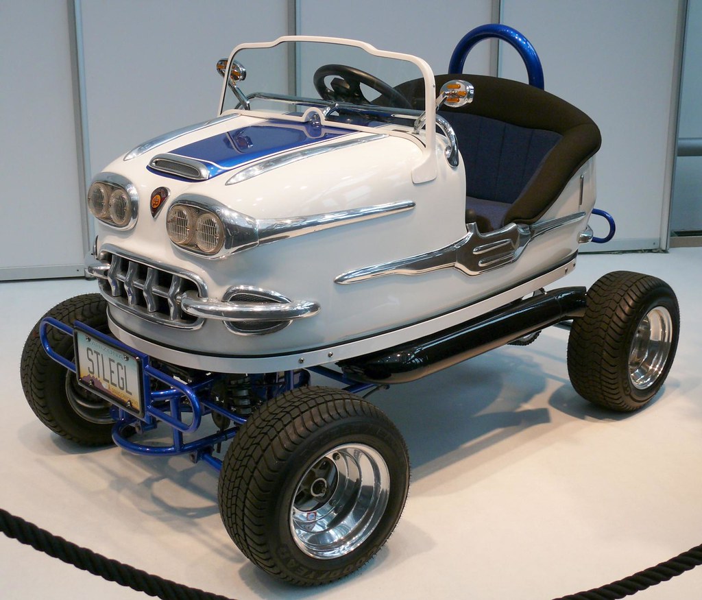 Preview of my bumper car since <a href="/1HotMess_2/">Maddie</a> took over the black one.  [Grins.] Story part 2 coming soon.