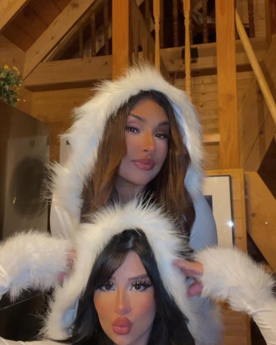BaiNicole3's tweet photo. ✨ 27, sent from heaven ✨ #capricornszn https://t.co/qVovMY5fHD