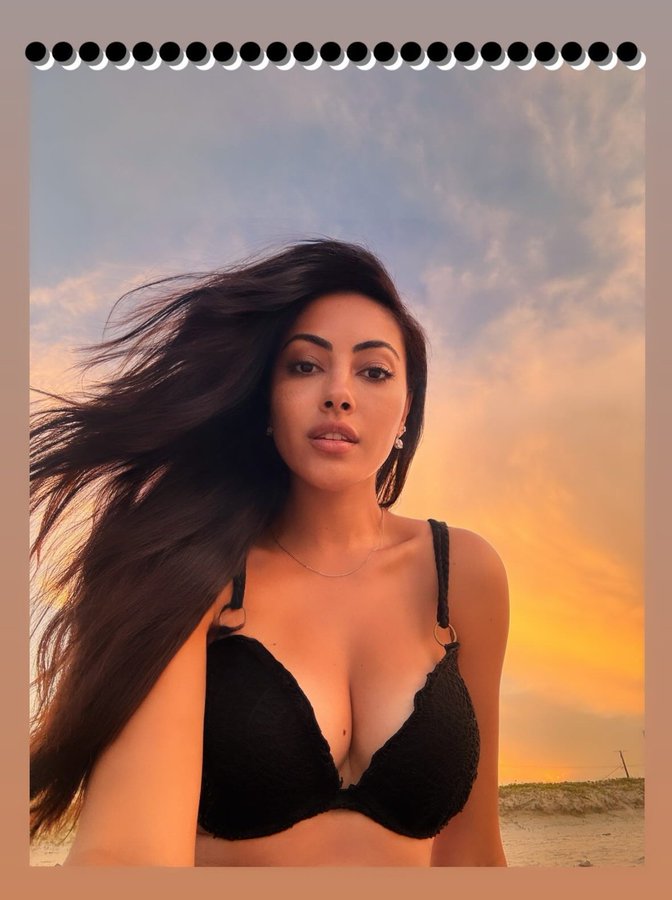 GDXcMKhXYAApYb8?format=jpg&name=900x900