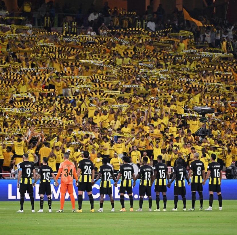 a054mr's tweet photo. #الاتحاد
وش حيلة المشتاق لاحن واشتاق وماله في درب المواصيل حيلة "

@ittihad..  💛اشتقت لك https://t.co/bIGy8zeE8q