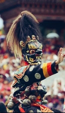 Bhutanese Mask Dance 

#picoftheday 
#Trendingtuesday