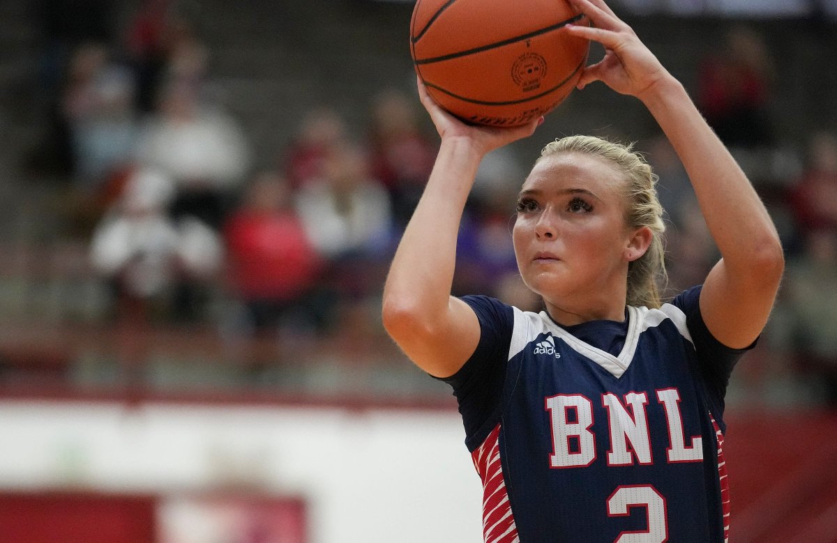 Brian_Haenchen's tweet photo. A trio of players — @JordynPoole3, @ChloeSpreen and @reaganwilson22 — have seemingly emerged as frontrunners for @IndyStar Miss Basketball. Taking a closer look at their resumes, plus five others for consideration. https://t.co/Wn2XEUmWBl https://t.co/tCbv6rQw7m
