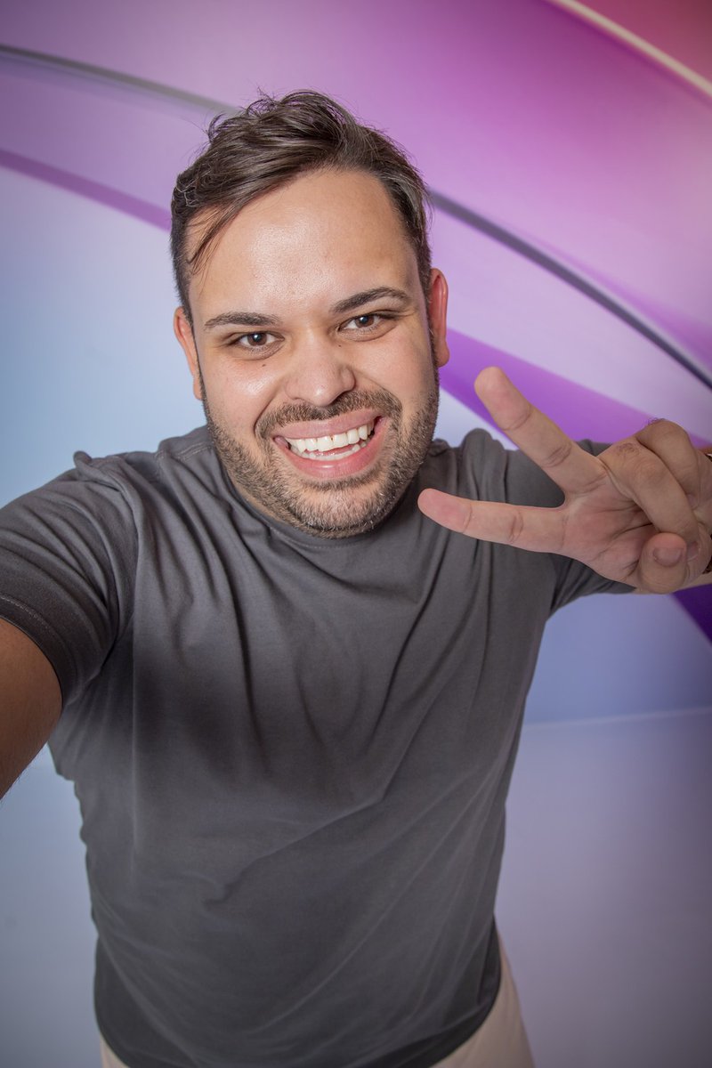 revluvvs tweet picture