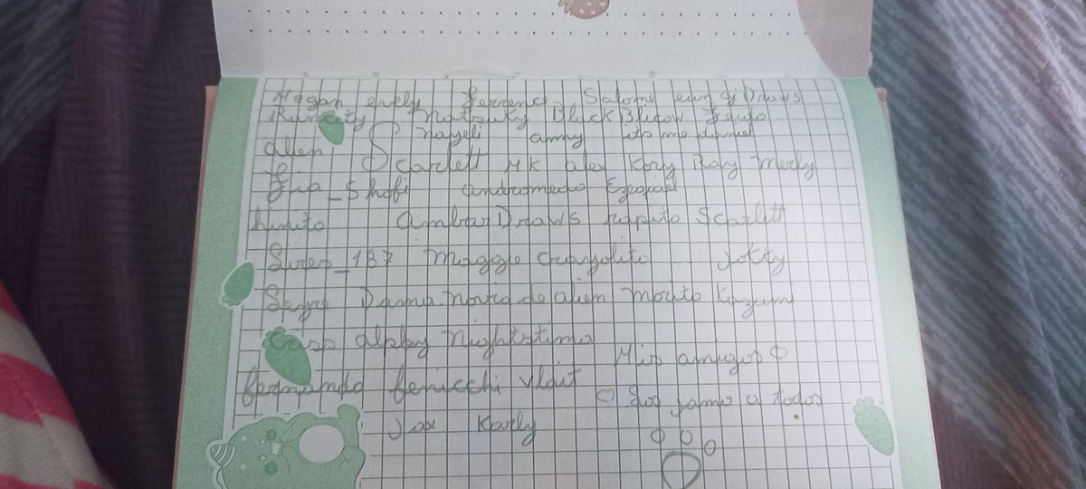 kyomi71656726's tweet photo. puse sus nombres en mi cuaderno para Demostrarles que los jamo 🧡 a todos @Rancitygamer_  @Scarlitts_ @ScarlettCompas @CoMPaS_4ever https://t.co/KInm4Gzzk8