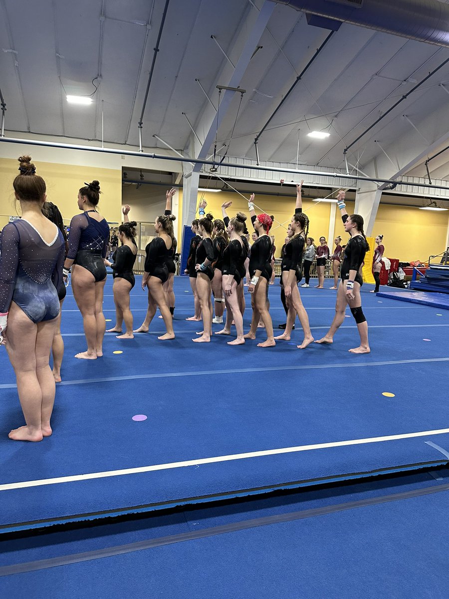 SpldngGymnast's tweet photo. Spaulding at our meet today! https://t.co/sZcxxKYqfO