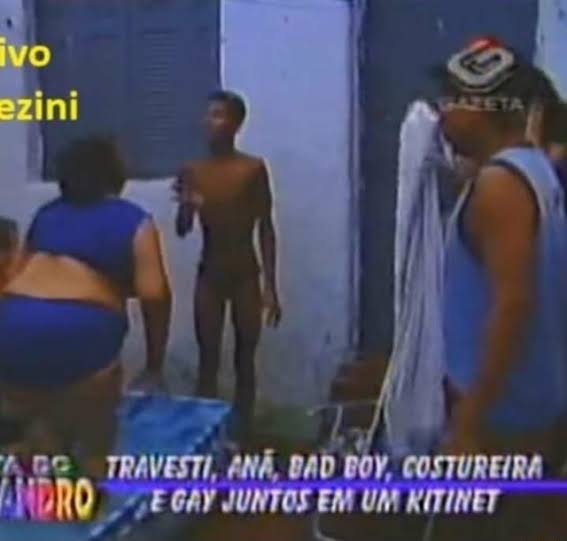 laristg's tweet photo. merendeiro motorista de taxi professor de geografia vendedora da 25 de março wanessa camargo e fã da beyoncé juntos em um kitnet https://t.co/jJHpGkyvch